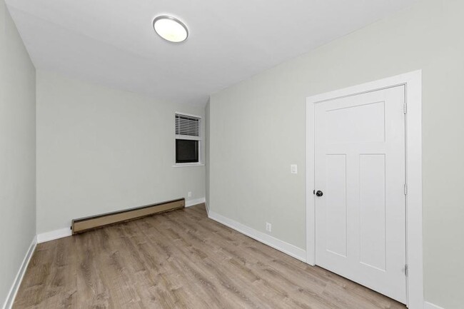 Foto del edificio - 1 bedroom in Chicago IL 60657