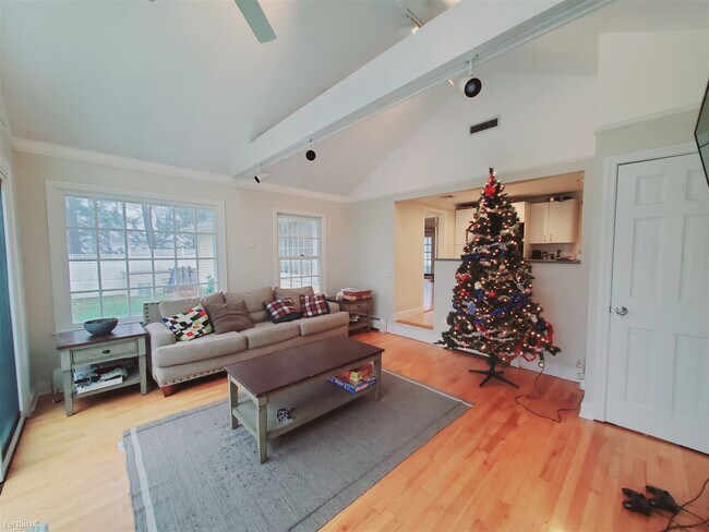 Building Photo - 3 br, 2 bath House - 349 Ponus Rdg