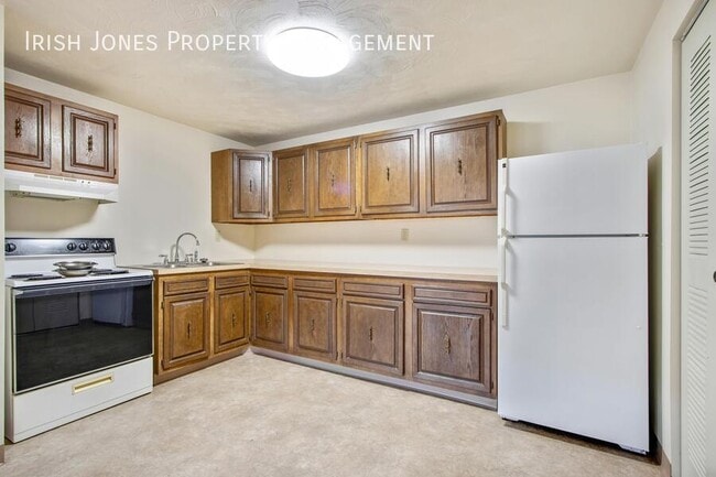 Building Photo - 9234 Niemel Dr
