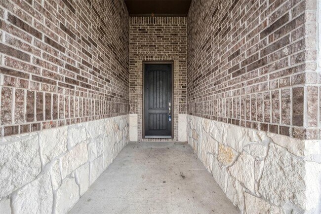 Building Photo - 2231 Green Kale Dr