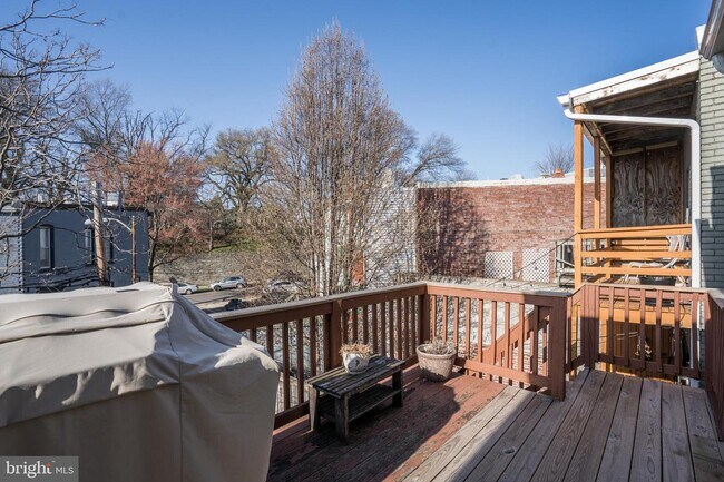 Foto del edificio - 50 Rhode Island Ave NE