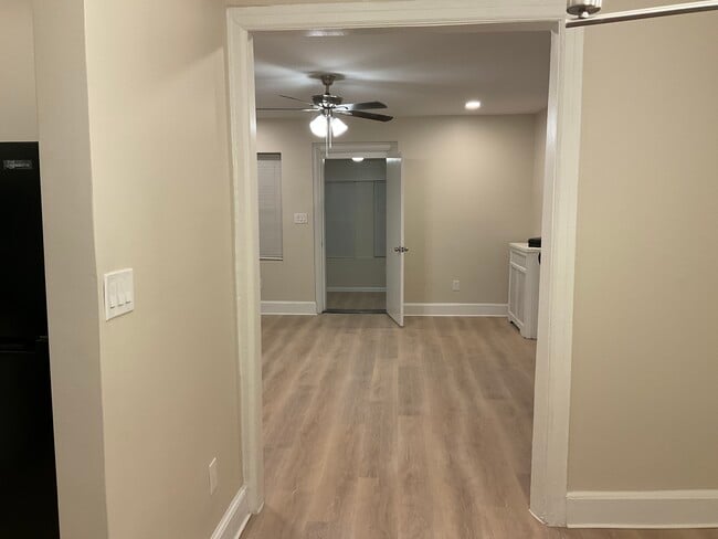 Foto del edificio - 5221 Beaumont Ave