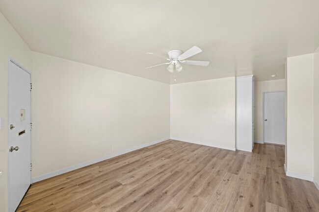 Foto del edificio - 1337 N Buena Vista St