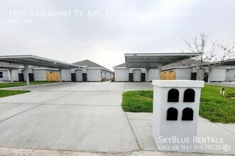 Building Photo - 1805 Davenport St