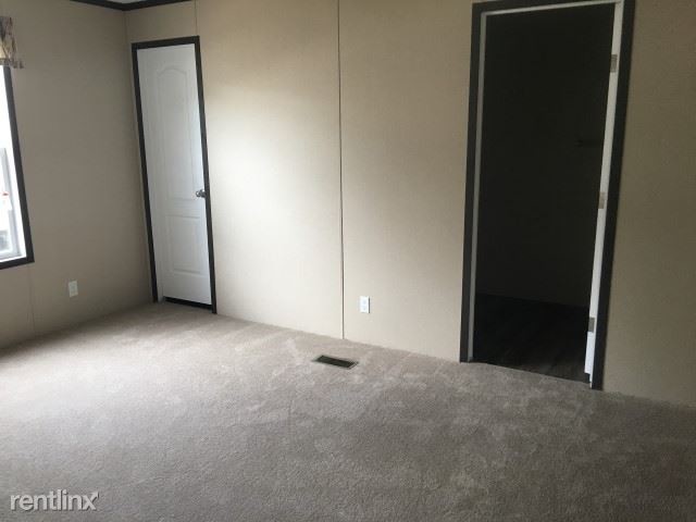 Building Photo - 3 br, 2 bath House - College Heights