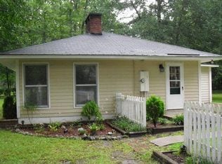 Building Photo - 13400 Oakwood Drive