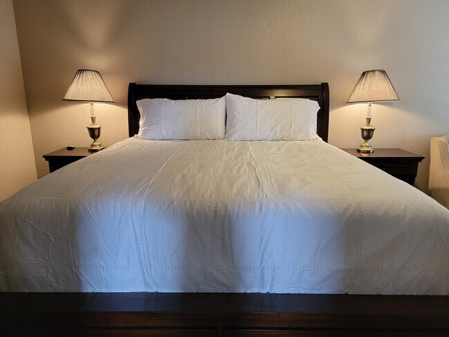 Foto del edificio - 479 Black Feather Loop