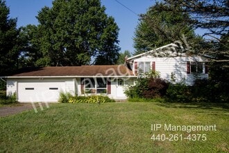 Building Photo - 4372 Quick Rd