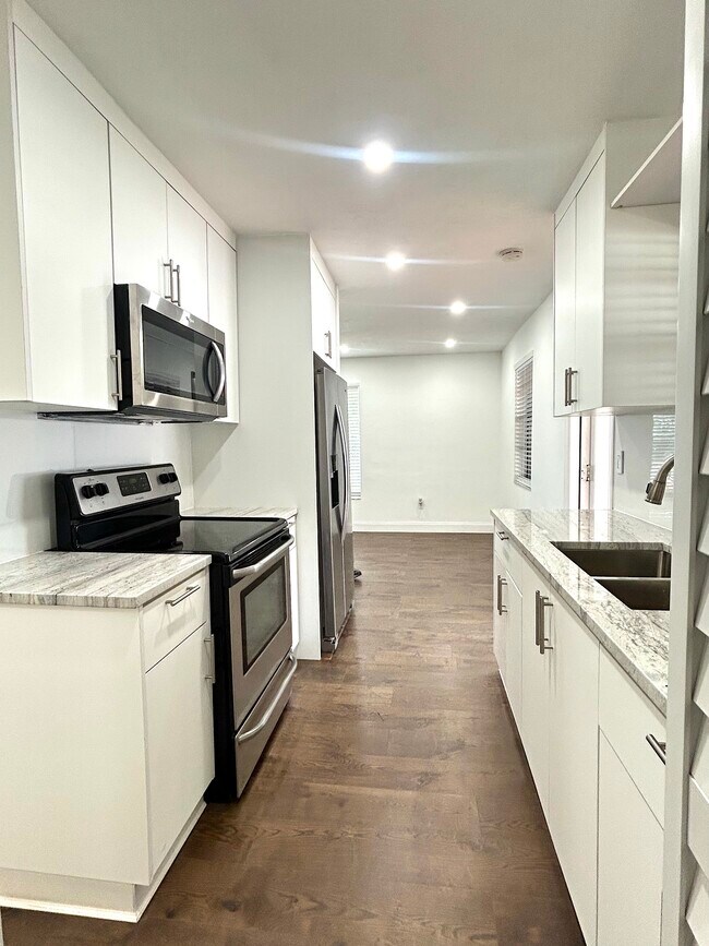 Foto del edificio - 6001 SW 116th Ave