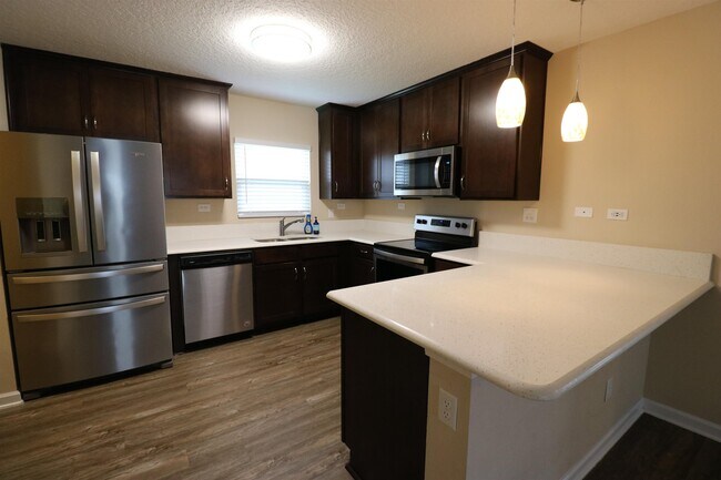 Building Photo - 337 Sawmill Landing Dr