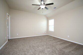 Building Photo - 162 Hearthshire Cir