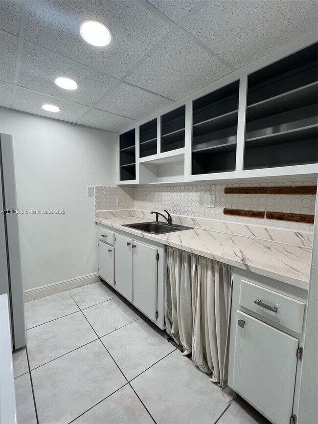 Building Photo - 14301 SW 88th St