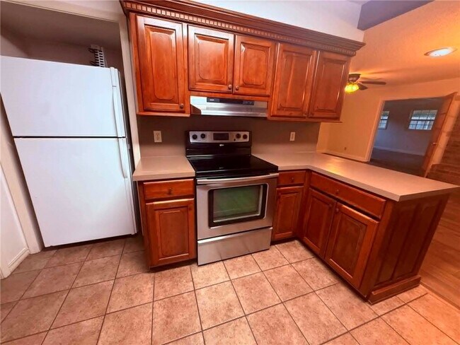 Building Photo - 3761 N Whippoorwill Ct