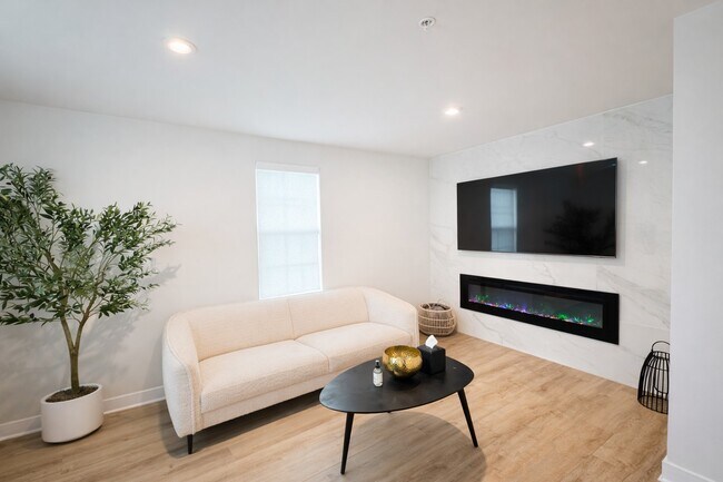 Foto del edificio - 134 Smt Pt Blvd