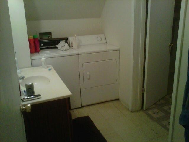 Building Photo - 371 Aylesford Pl