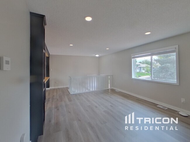 Foto del edificio - 7540 Woodstock St