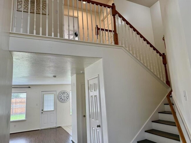 Building Photo - 3114 Holly Ranch Dr