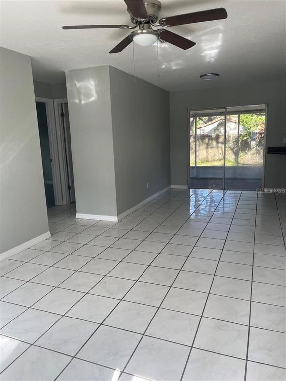 Building Photo - 913 Turtle Mound Dr