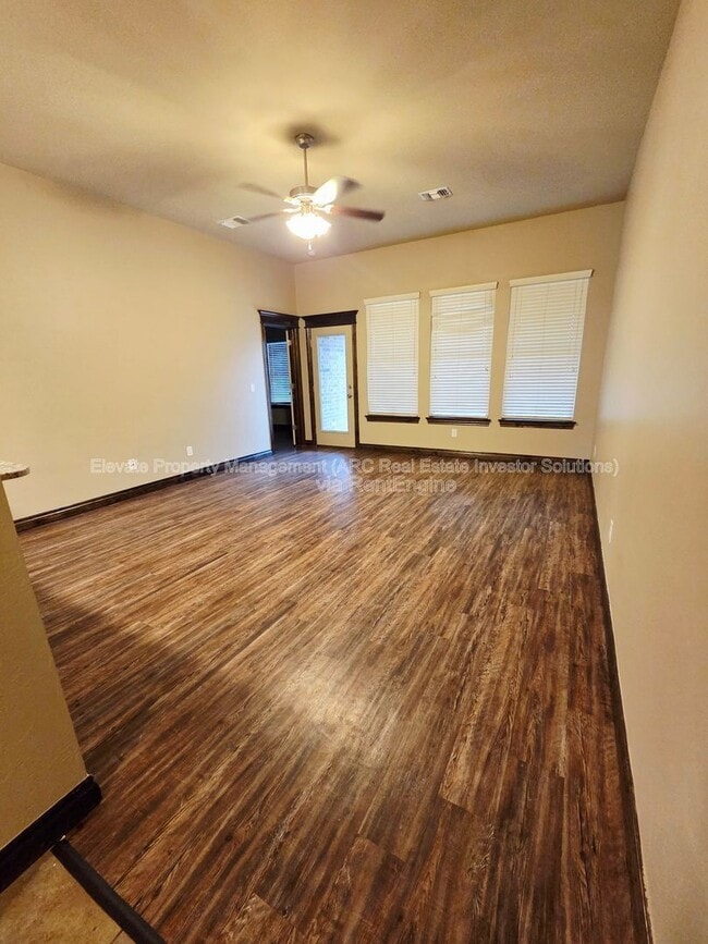 Photo - 2302 Kintyre Rd Townhome