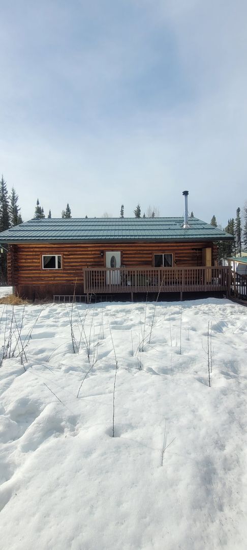 Building Photo - Half off the first month’s rent!! – 2BR Home with Wood Stove - Dog Friendly