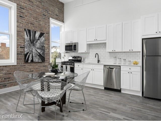 Building Photo - 1920 N Western Ave