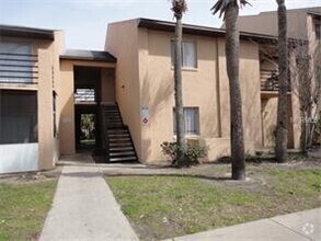 Building Photo - 5219 Via Hacienda Cir