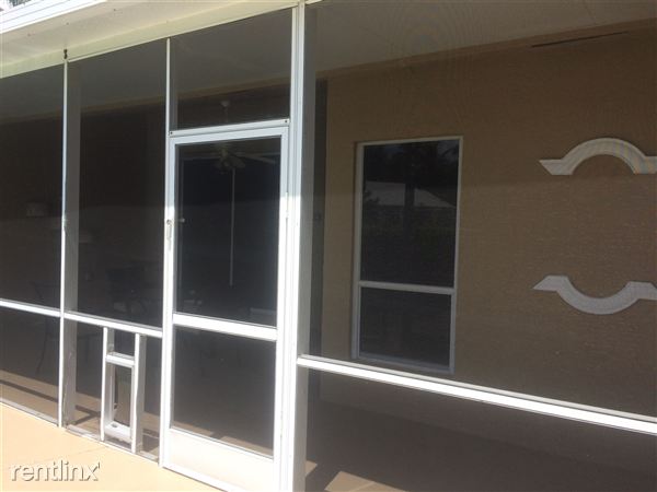 Building Photo - 1046 Siena Oaks Cir E