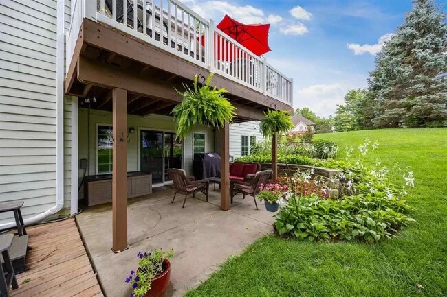 Foto del edificio - 2700 Oakmont Ct