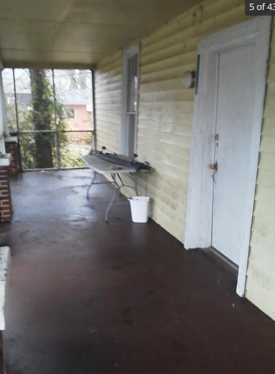 Foto del edificio - 341 Athens Ave