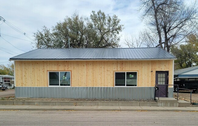 Building Photo - 407 Green Ave