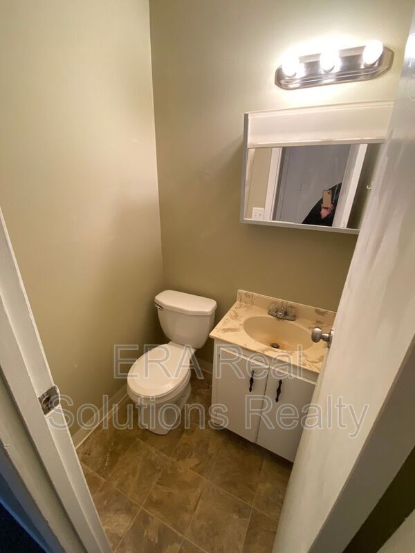 Foto del edificio - 3485 Courtright Ln
