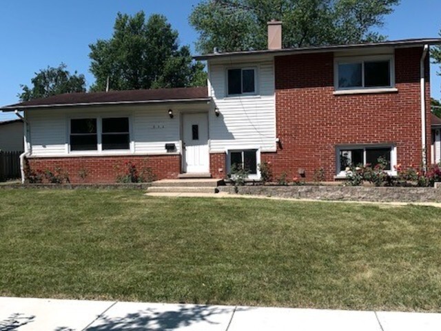 Primary Photo - 902 Brentwood Ln