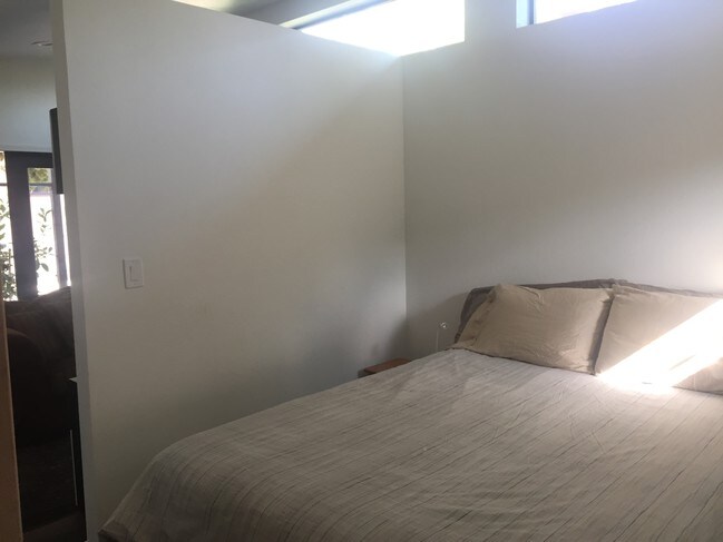 Foto del edificio - 628 Stannage Ave