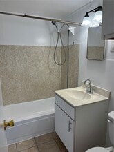 Building Photo - 2725 Rutland St