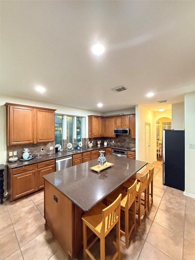 Foto del edificio - 18406 S Roaring River Ct