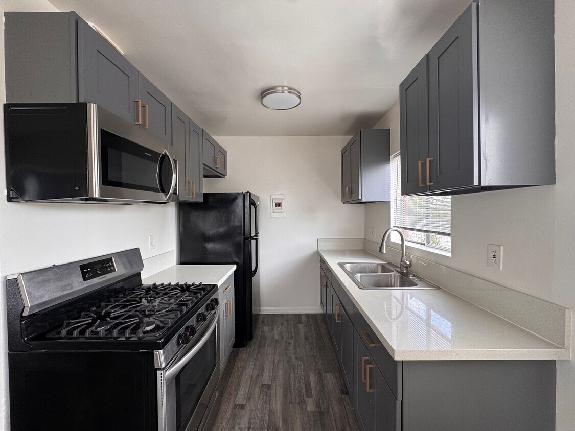 Foto principal - 11243 Tiara St