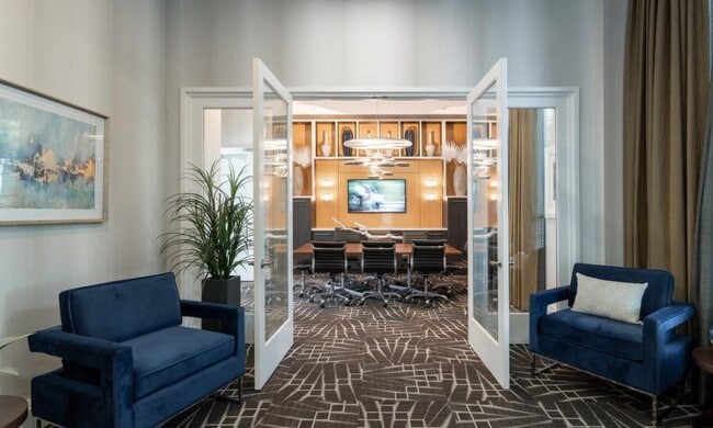 Building Photo - The Franklin