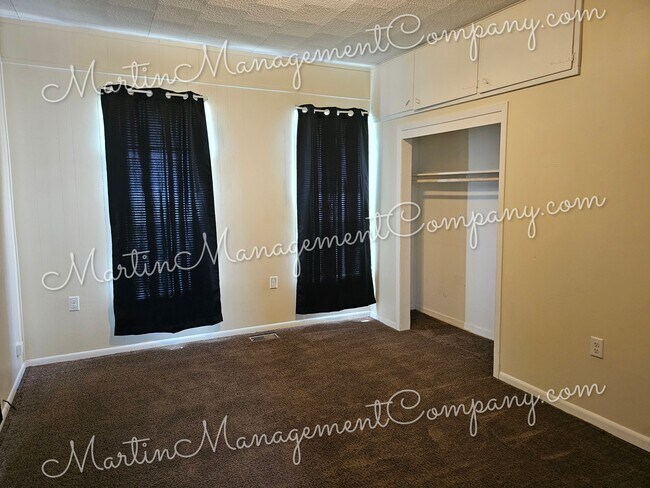 Foto del edificio - 627 E 13th St