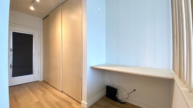 Foto del edificio - Renovated Studio - Utilities INCLUDED Available in Punahou Gardens!!