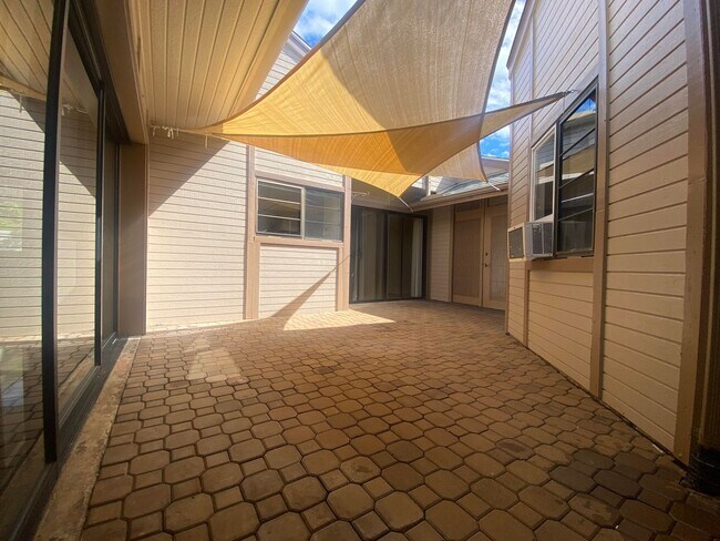 Foto del edificio - Hawaii Kai 3 / 2.5 / 2 Single Family Home