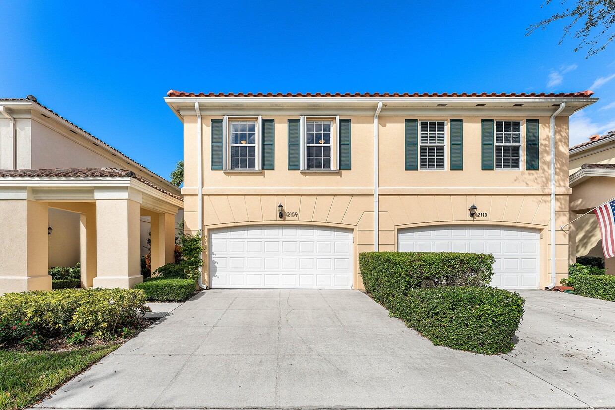 Foto principal - 2109 Tarpon Lake Way