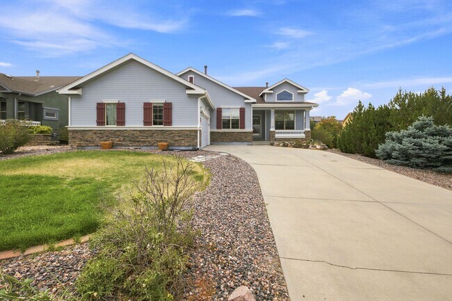 Building Photo - 8803 Wolf Lake Drive