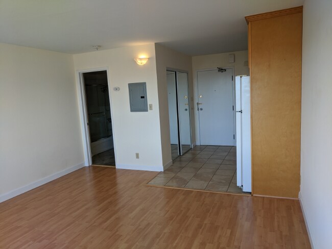 Building Photo - 3618 22nd St
