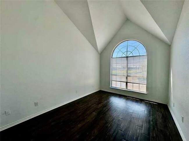 Photo - 1114 Holly St Townhome