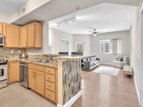 Building Photo - 6001 SW 70th St