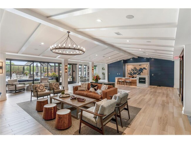 Building Photo - 12610 Ridgedale Dr