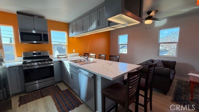 Building Photo - 2413 La Crescenta Ave