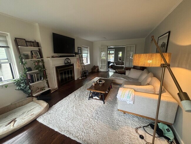 Foto del edificio - 290 Elm Park Ave