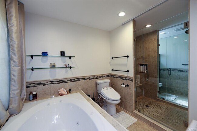 Foto del edificio - 16513 Moorpark St