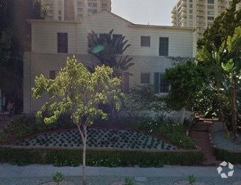 Primary Photo - 421 Shirley Pl